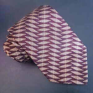 Coach 100% Silk Men's Tie Maroon & Tan Diagonal Geometric Pattern